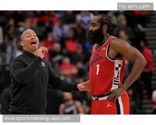 比尔臀部伤势持续缺阵小卡缺席哈登独自承担重任