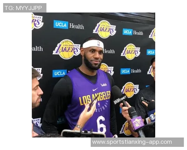 里夫斯强调全队协作防守的重要性球员天赋众多需齐心合力